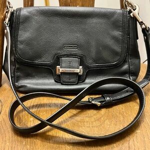 Vintage Coach  Black Leather Women's Bag shoulder & Cross body